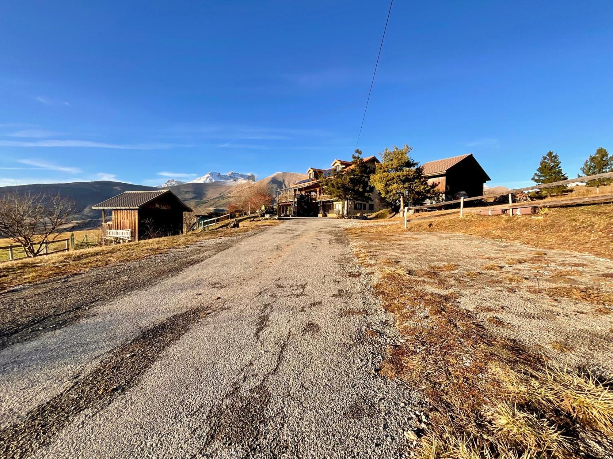 Apartamento Le Sanctuaire Des Cimes Etoilees La Roche-des-Arnauds Exterior foto